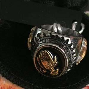 Men’s Praying Hands Ring